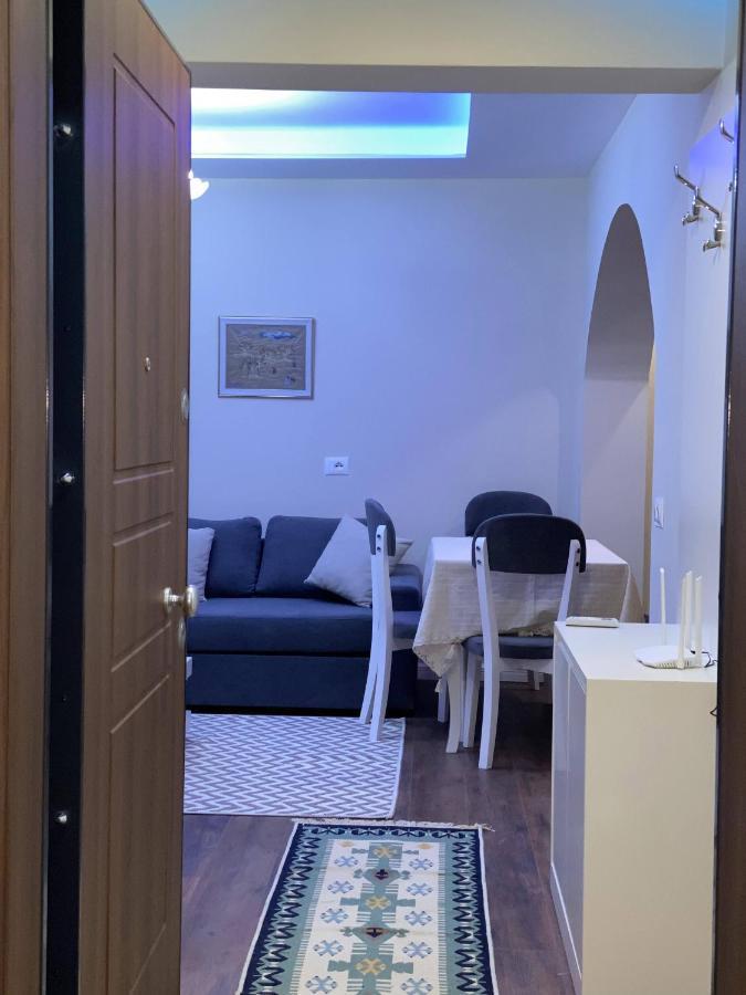 Komatas Modern Apartments In Bllok Area تيرانا المظهر الخارجي الصورة