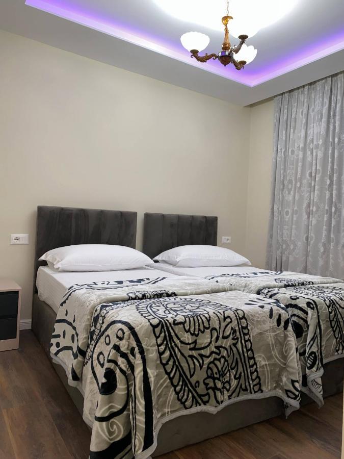 Komatas Modern Apartments In Bllok Area تيرانا المظهر الخارجي الصورة