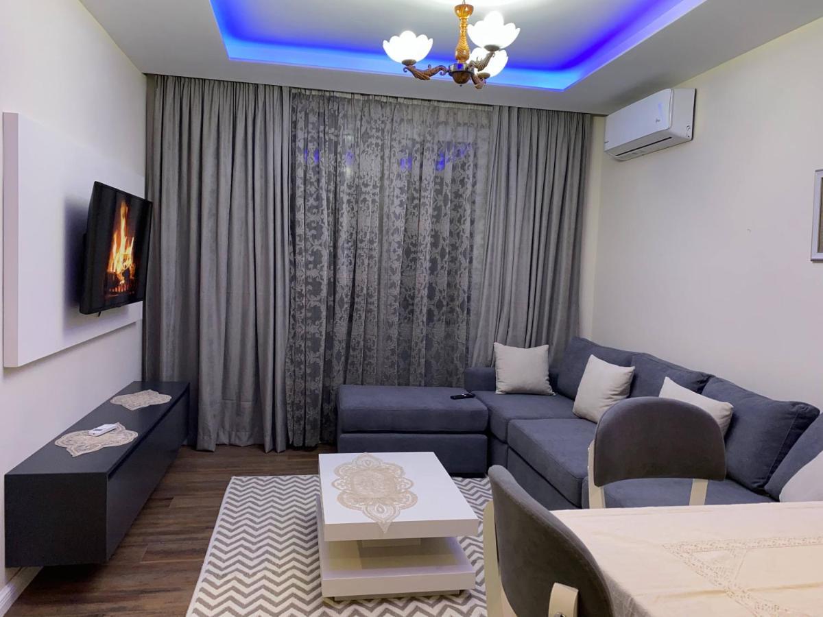 Komatas Modern Apartments In Bllok Area تيرانا المظهر الخارجي الصورة