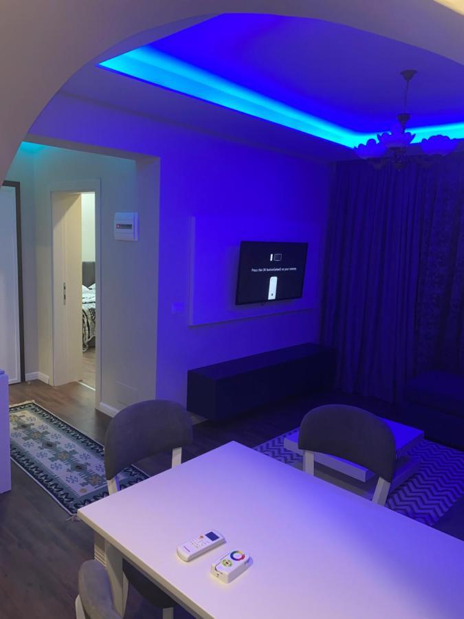 Komatas Modern Apartments In Bllok Area تيرانا المظهر الخارجي الصورة
