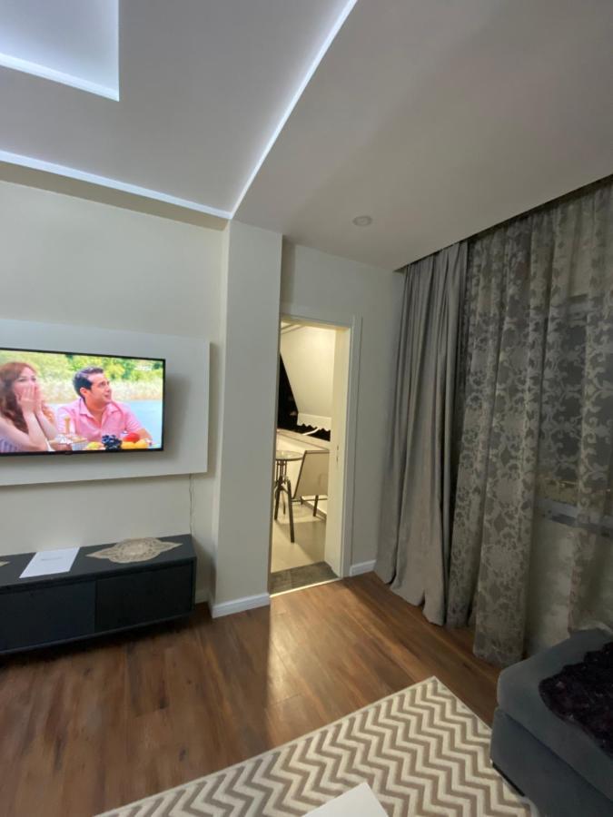 Komatas Modern Apartments In Bllok Area تيرانا المظهر الخارجي الصورة